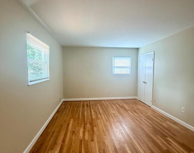 14605 Nadine Drive - Photo Thumbnail 12