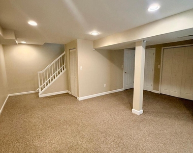 14605 Nadine Drive - Photo Thumbnail 24