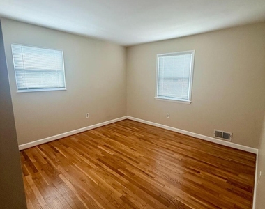 14605 Nadine Drive - Photo Thumbnail 14