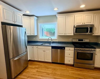14605 Nadine Drive - Photo Thumbnail 7
