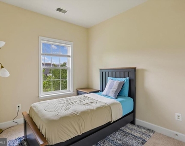 567 Pelican Avenue - Photo Thumbnail 15