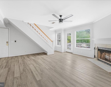 5820 Inman Park Circle - Photo Thumbnail 5