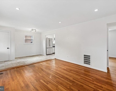 727 Grandin Avenue - Photo Thumbnail 8