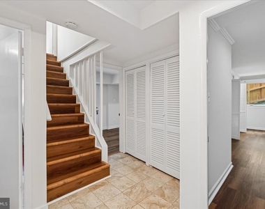 727 Grandin Avenue - Photo Thumbnail 19