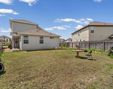 131 Macarthur Dr. - Photo Thumbnail 25
