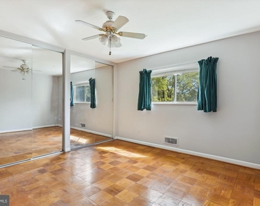 10631 Montrose Avenue - Photo Thumbnail 30