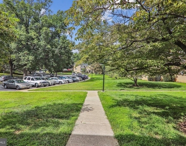 10631 Montrose Avenue - Photo Thumbnail 2
