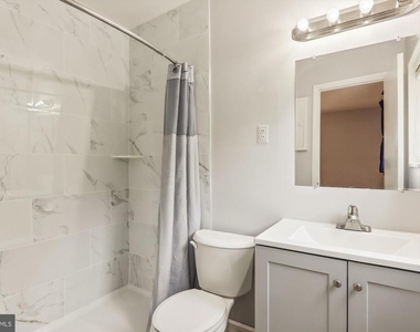 10631 Montrose Avenue - Photo Thumbnail 22