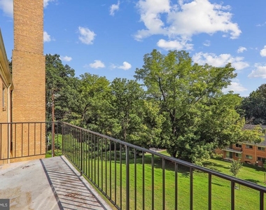 10631 Montrose Avenue - Photo Thumbnail 34