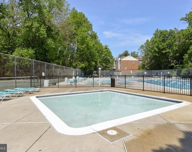 10631 Montrose Avenue - Photo Thumbnail 40