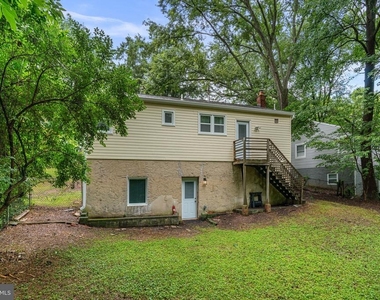 18 Grandin Circle - Photo Thumbnail 34
