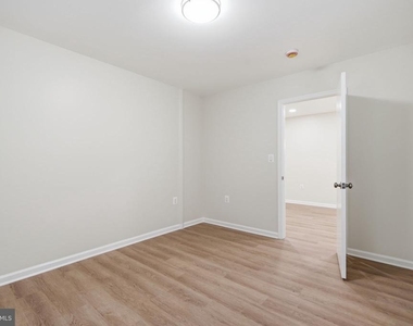 18 Grandin Circle - Photo Thumbnail 27