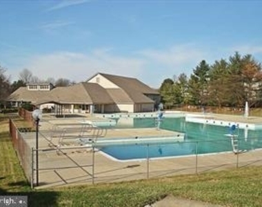 10314 Watkins Mill Drive - Photo Thumbnail 26