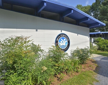 6048 Rossmore Drive - Photo Thumbnail 24