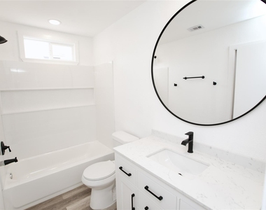 13103 Pollard Dr - Photo Thumbnail 8
