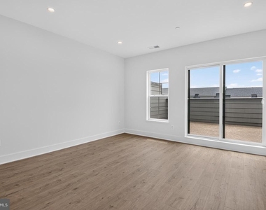 5015 Dulcet Drive - Photo Thumbnail 37