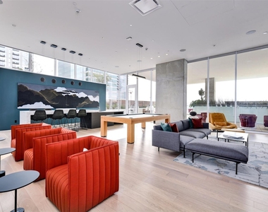 301 West Ave - Photo Thumbnail 26