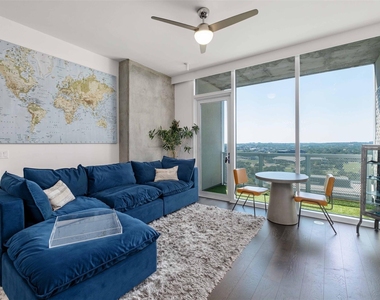 301 West Ave - Photo Thumbnail 5