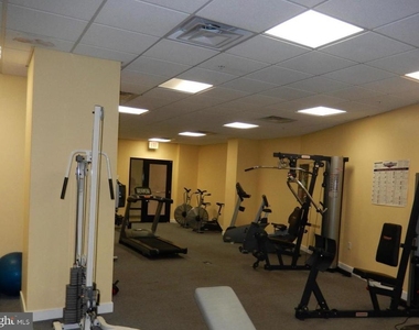 8045 Newell Street - Photo Thumbnail 11
