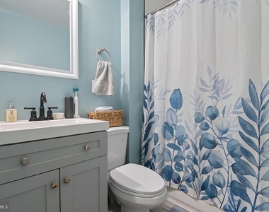 104 Maple Avenue - Photo Thumbnail 11