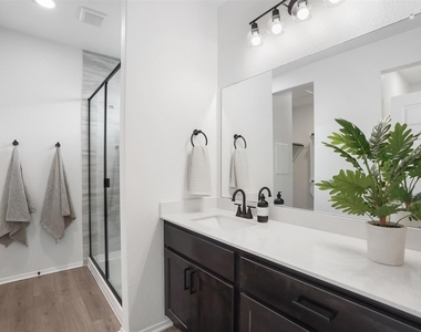 147 Heather Glen Way - Photo Thumbnail 16