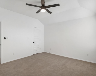 147 Heather Glen Way - Photo Thumbnail 26