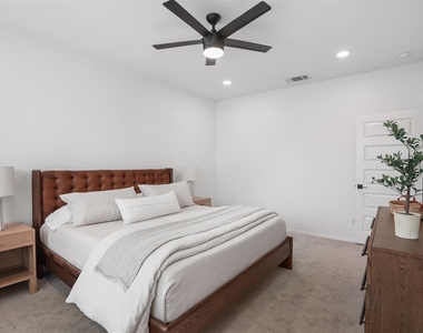 147 Heather Glen Way - Photo Thumbnail 14