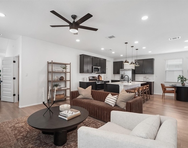 147 Heather Glen Way - Photo Thumbnail 5