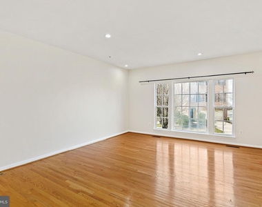 9939 Fragrant Lilies Way - Photo Thumbnail 8