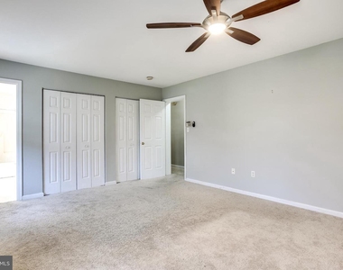 6412 Highbanks Court - Photo Thumbnail 5