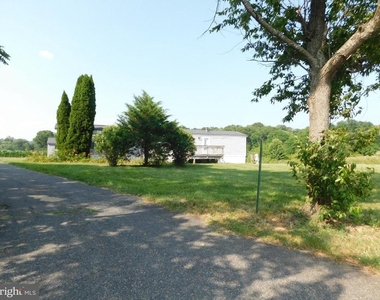 3589 Mill Green Road - Photo Thumbnail 2