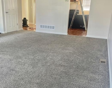 717 Orley Place - Photo Thumbnail 3