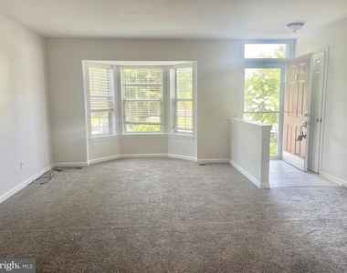 717 Orley Place - Photo Thumbnail 1