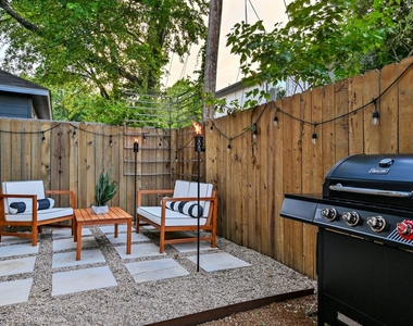 1131 Map St - Photo Thumbnail 29