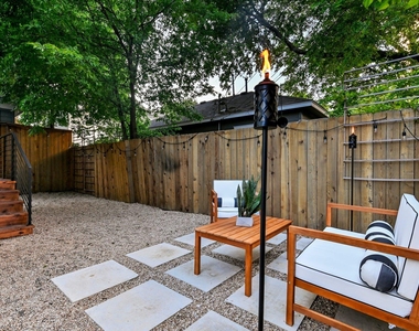 1131 Map St - Photo Thumbnail 30