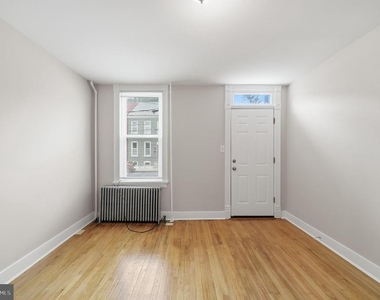 403 W South Street - Photo Thumbnail 4