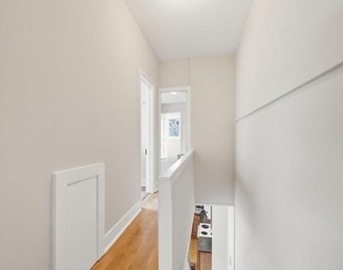 403 W South Street - Photo Thumbnail 30