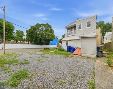 403 W South Street - Photo Thumbnail 35
