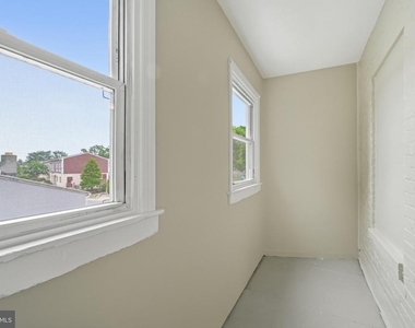 403 W South Street - Photo Thumbnail 28
