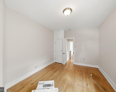 403 W South Street - Photo Thumbnail 26