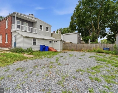 403 W South Street - Photo Thumbnail 37