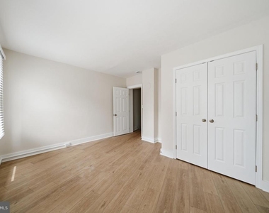 403 W South Street - Photo Thumbnail 20
