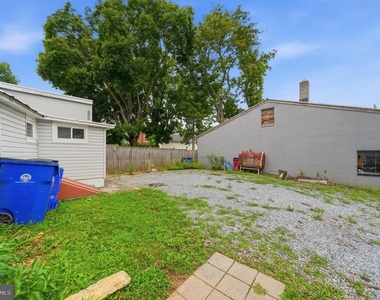 403 W South Street - Photo Thumbnail 38