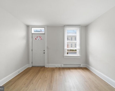 403 W South Street - Photo Thumbnail 7