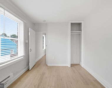 403 W South Street - Photo Thumbnail 29