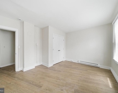 403 W South Street - Photo Thumbnail 19