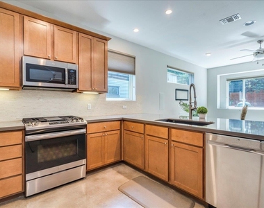 3505 Villa Ct - Photo Thumbnail 5