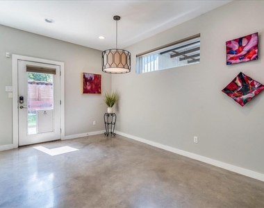 3505 Villa Ct - Photo Thumbnail 9