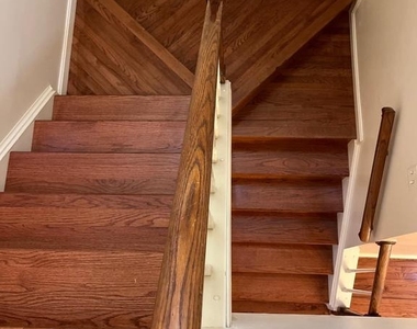 33 Hiddencreek Court - Photo Thumbnail 10