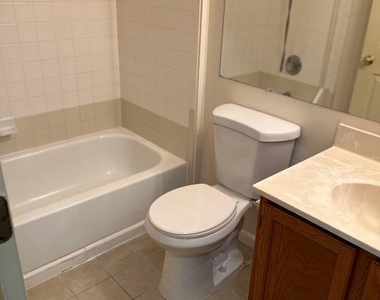 33 Hiddencreek Court - Photo Thumbnail 9